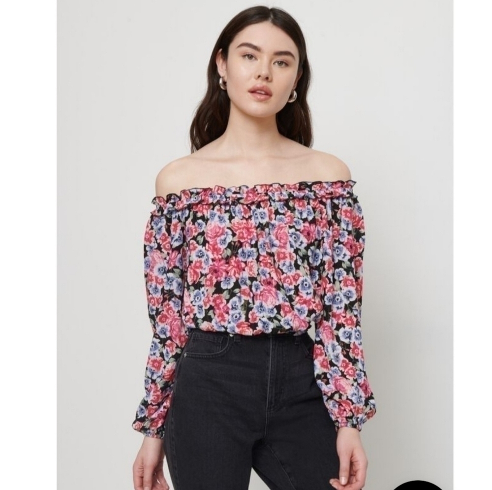 Dynamite Printed Off-the-Shoulder Blouse